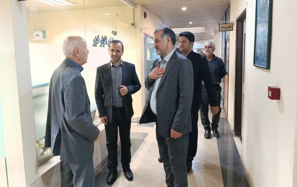 مدیر دفتر هماهنگی امور استان‌ها از مدیریت صندوق بازنشستگی استان گیلان و خانه امید رشت بازدید کرد