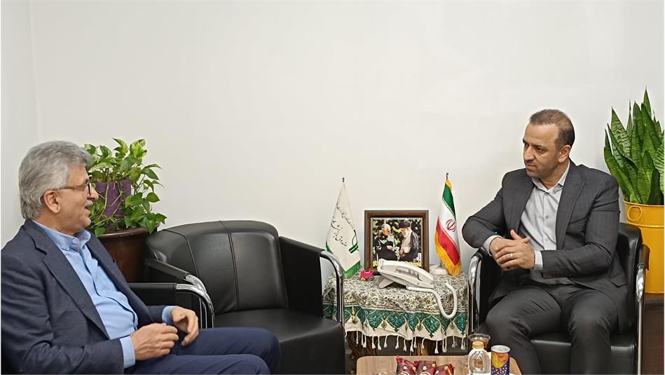 مدیر صندوق بازنشستگی کشوری استان گیلان با رئیس دانشگاه علوم پزشکی و خدمات بهداشتی درمانی استان گیلان دیدار کرد